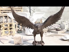 مجسمه برنزی